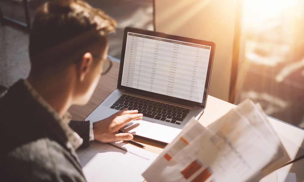 Saiba como organizar os contratos de logística na sua empresa