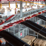 Aparelho sorter na logística de distribuição